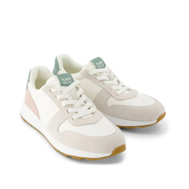 TRVL LITE Retro Runner Sneaker