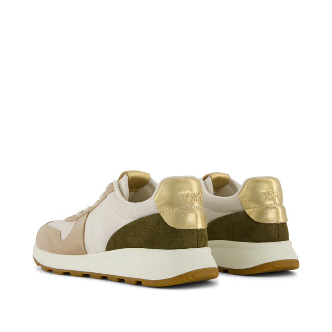 TRVL LITE Retro Runner Sneaker