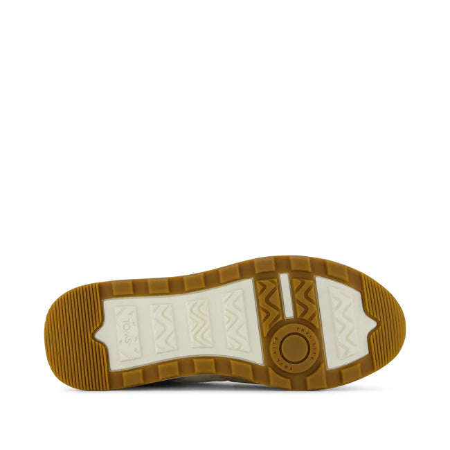 TRVL LITE Retro Runner Sneaker
