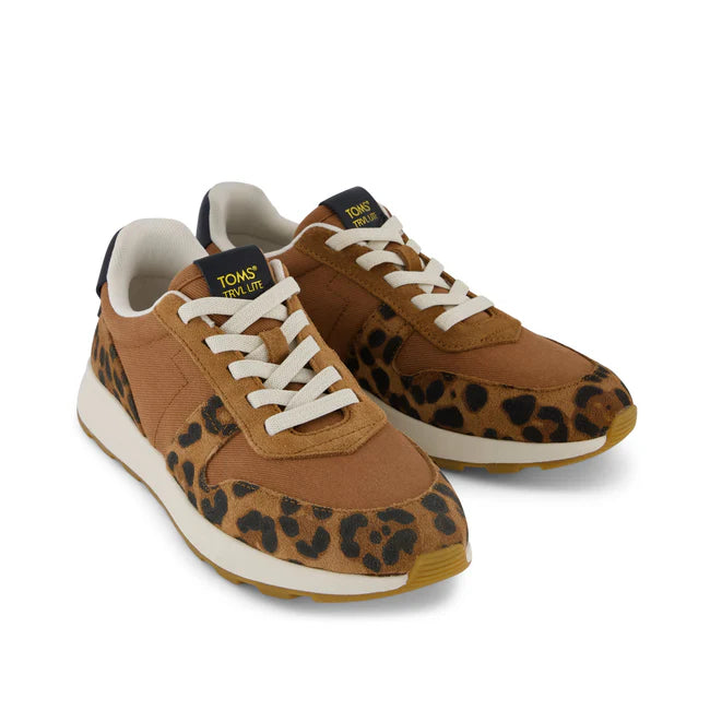 TRVL LITE Retro Runner Sneaker