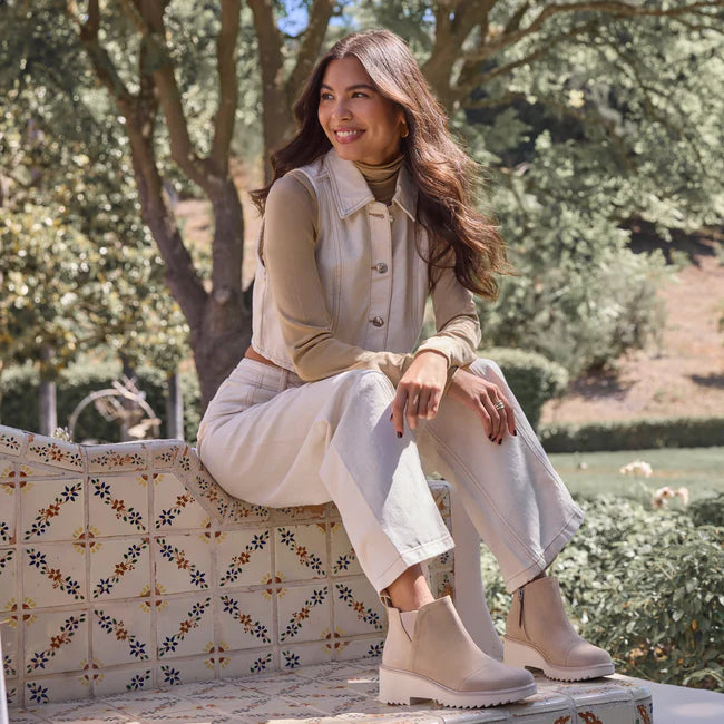 Maude Wedge Boot