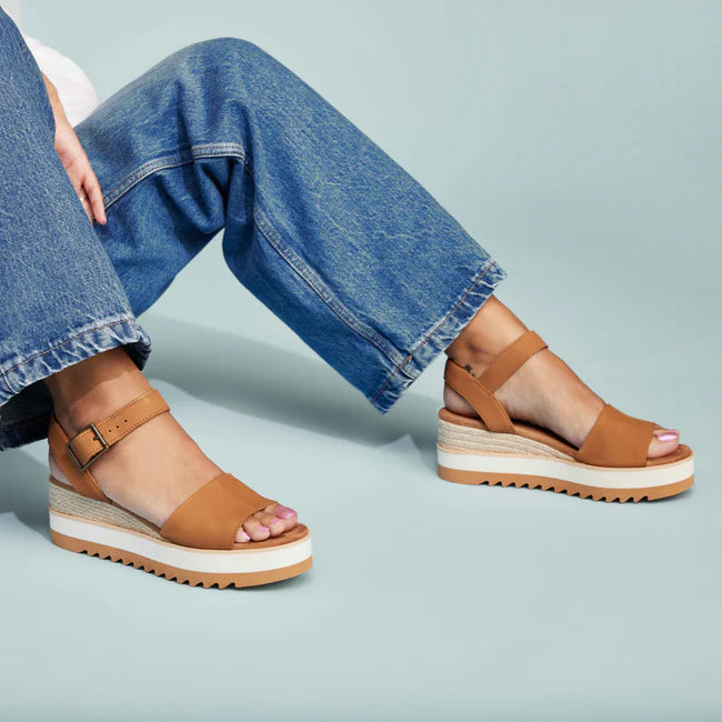 Diana Wedge Sandal