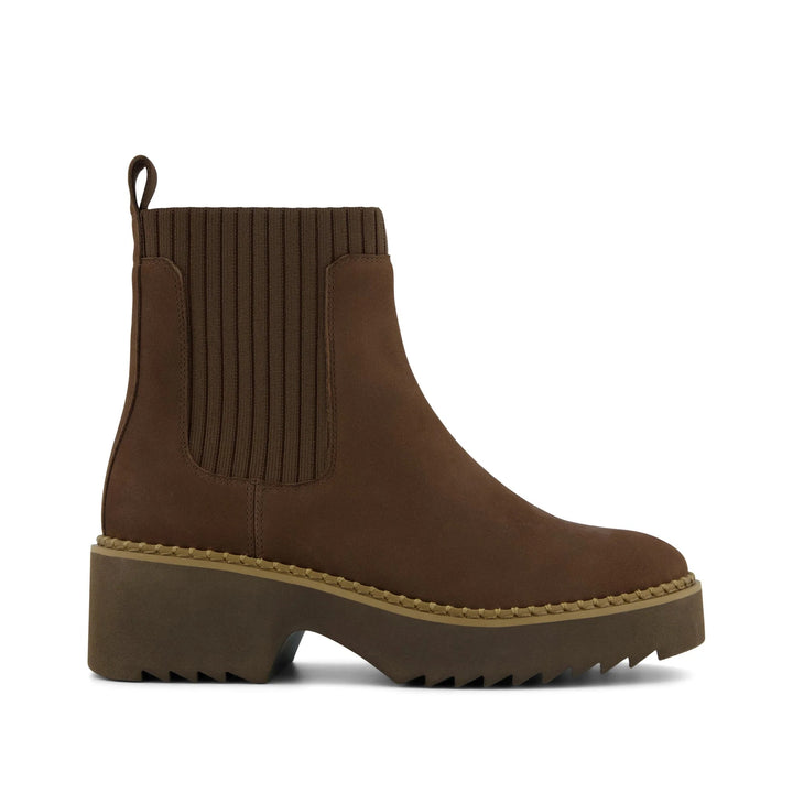 Millie Chelsea Boots