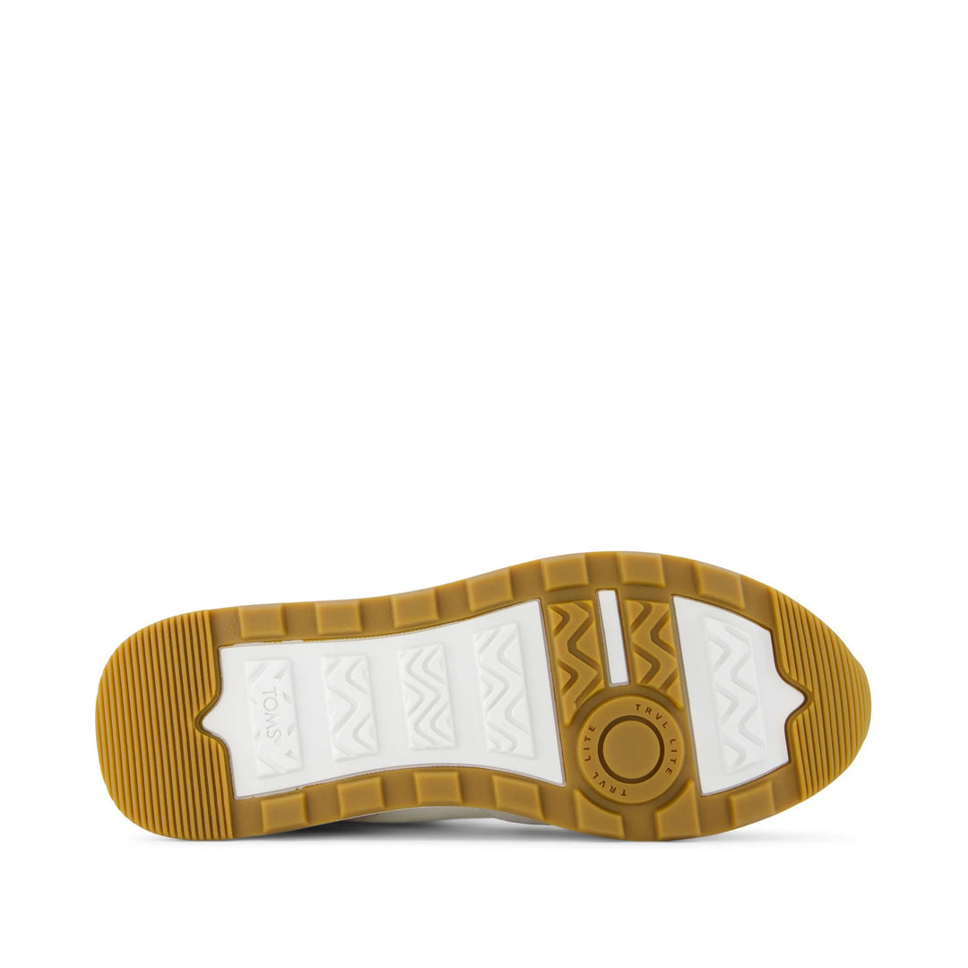 TRVL LITE Retro Runner Sneaker