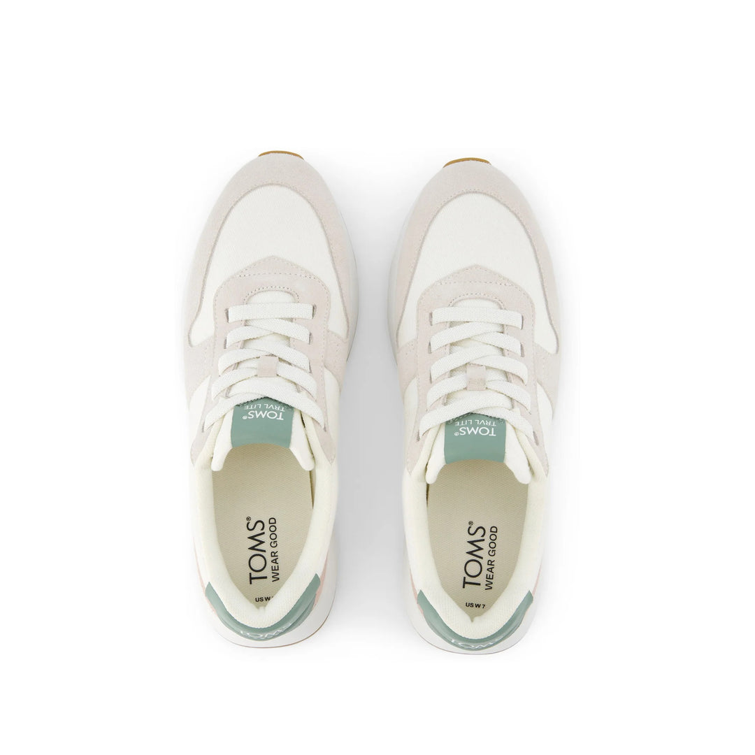 TRVL LITE Retro Runner Sneaker
